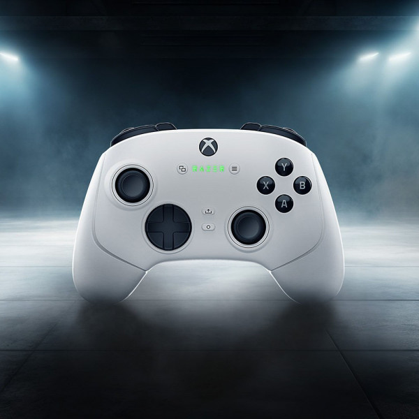 Razer Wolverine V3 Pro White  